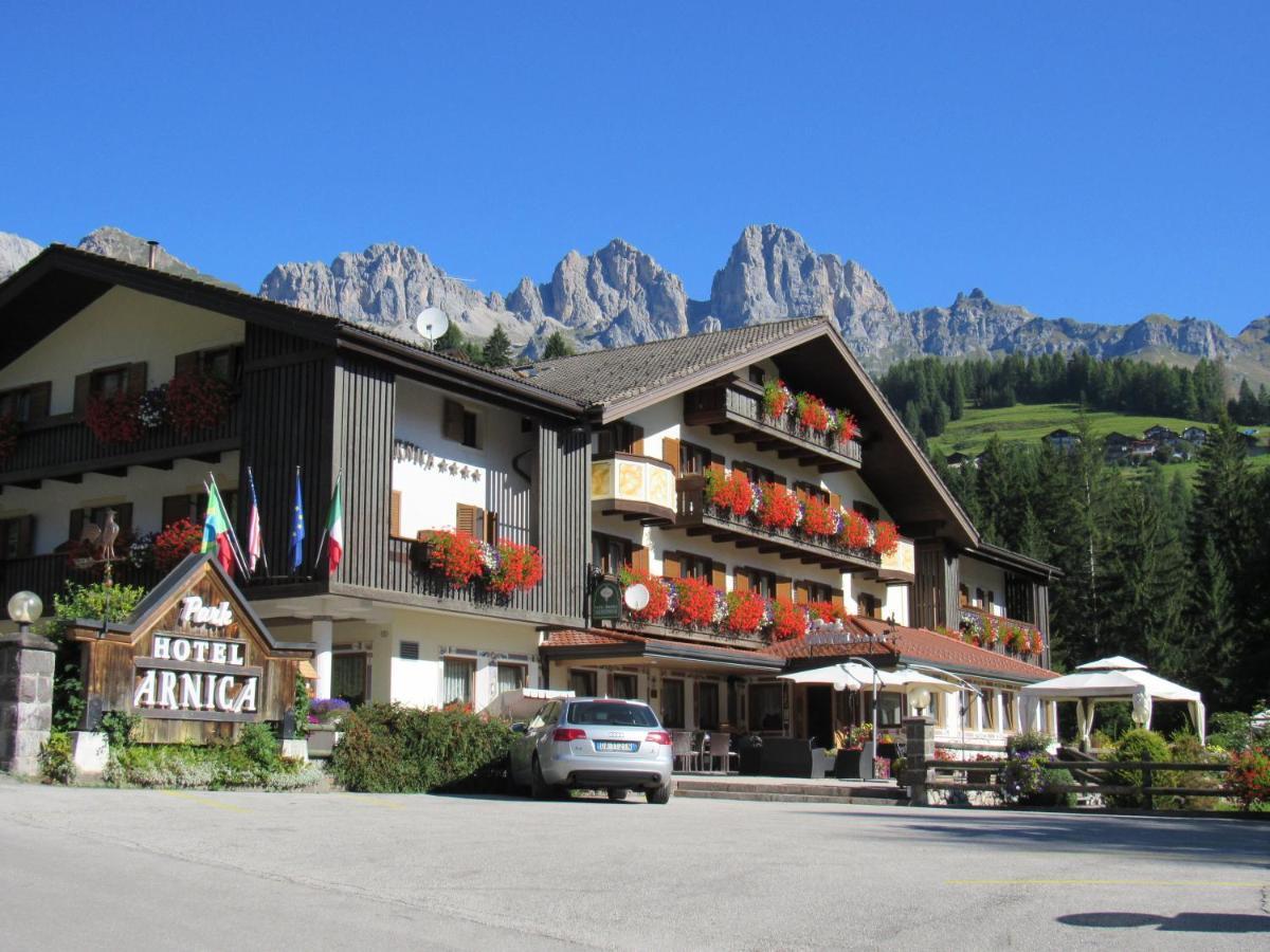 Park Hotel Arnica Фалкаде Екстериор снимка