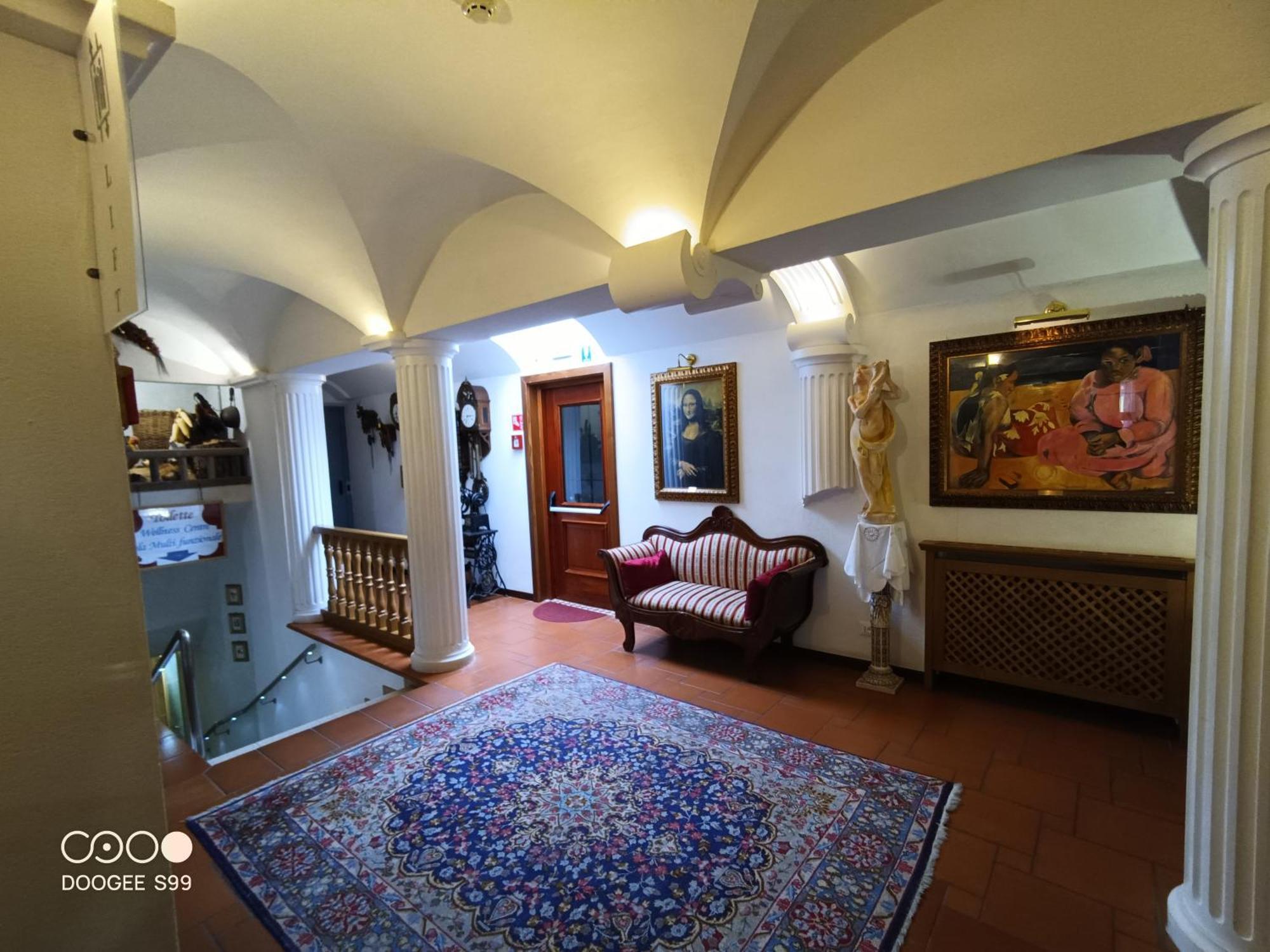 Park Hotel Arnica Фалкаде Екстериор снимка
